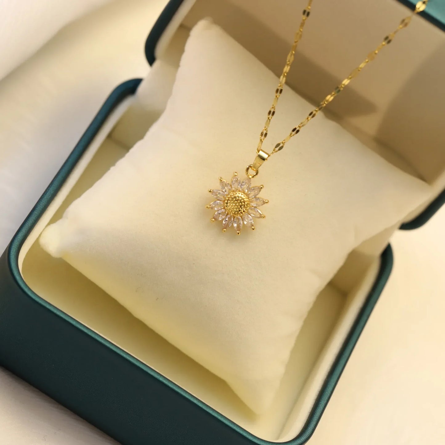 1PCS Gold-color Necklace Flower Pendant Inlaid Zirconia Titanium Steel Chain