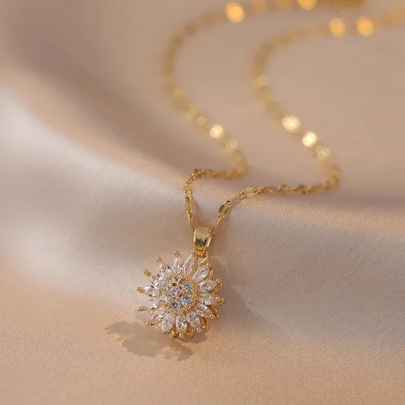 Elegant Sunflower Necklace