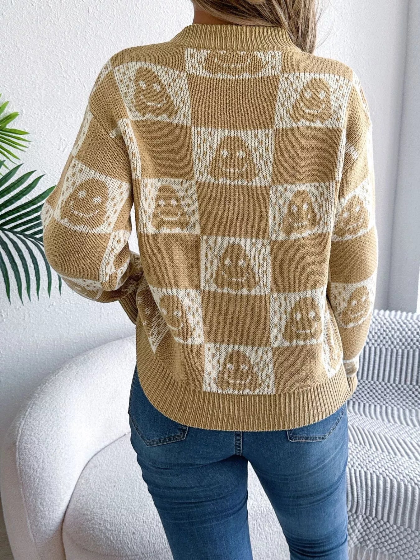 Halloween Ghost Pattern Checkered Round Neck Sweater